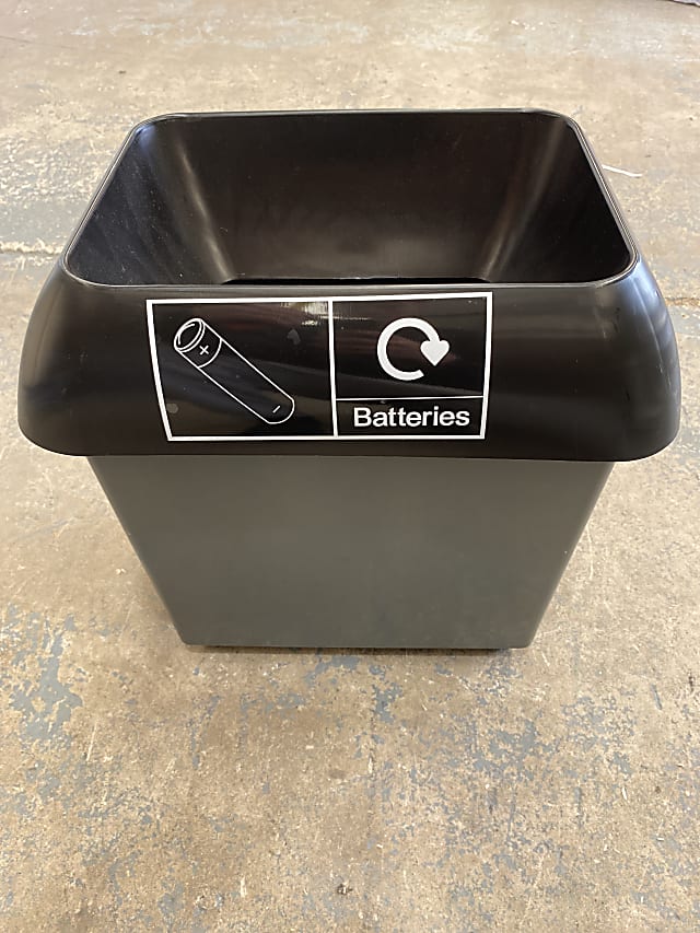  battery plastic bin