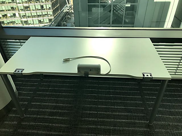 White Desk (with working plug sockets)