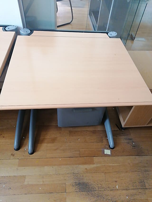 Small desk