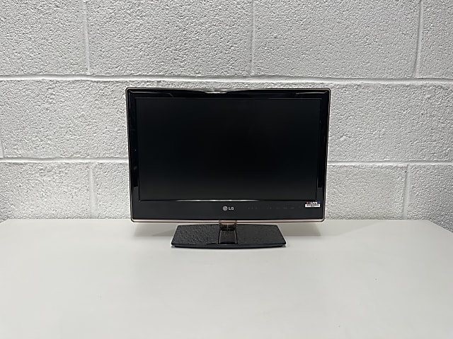 Trevor LG 19LV250U Monitor (CABLE GUYS)