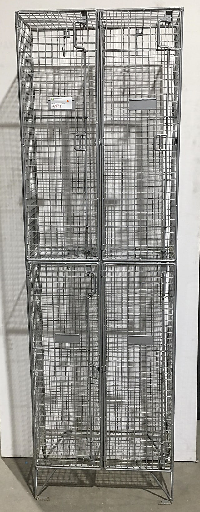 Wire lockers x 4 per unit tall and slim