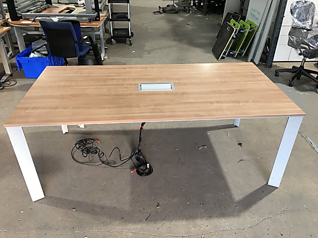 Senator desk table 200