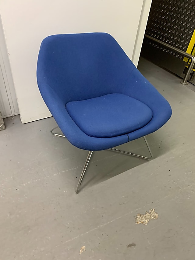 Padded breakout area chair by Allermuir