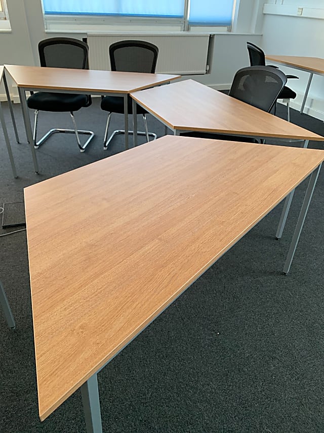 Trapezoidal Table Desk