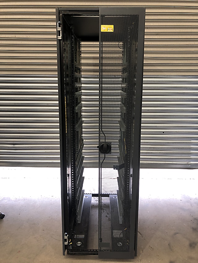 NetApp tall 200cm steel server cabinet