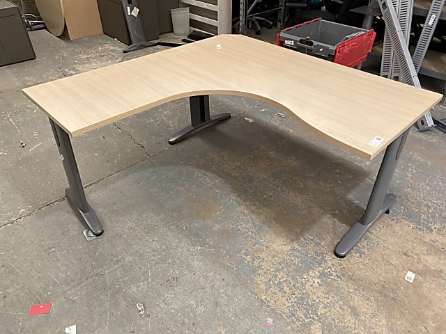 L shaped desks 
