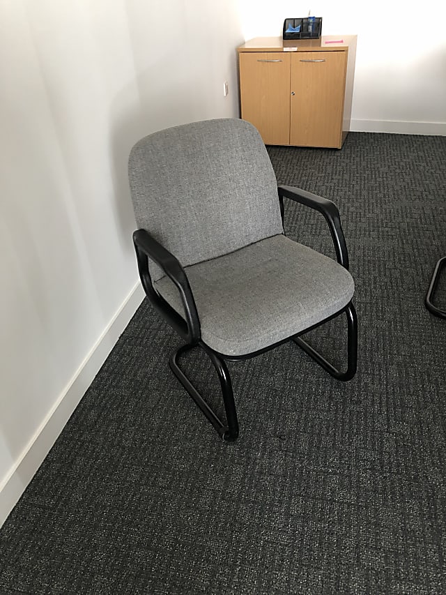 black and gray swivel chair