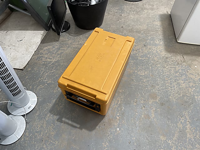 Rieber thermoport box broken SCRAP 17/04/23