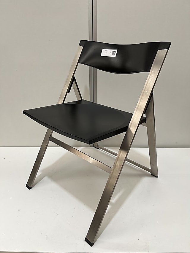 Folding chair