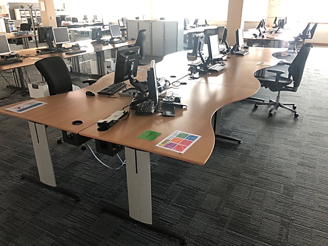 Pod of 3 desks in a row