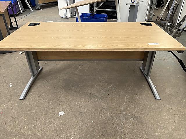 Manual high rise desk