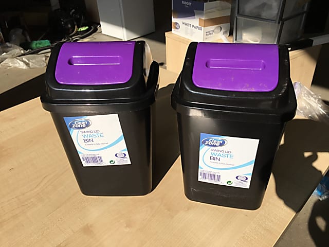 2 Tiny bins