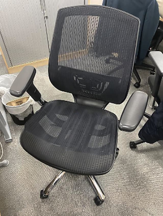 duplicate chair