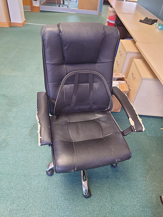 Operator chair