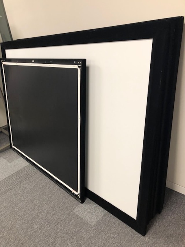 Large Projector Display Screens
