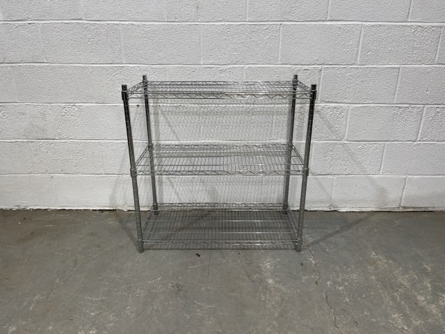 metal wire shelving 