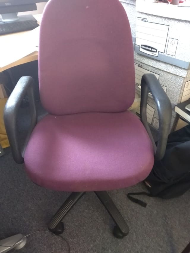 pink and gray task chair