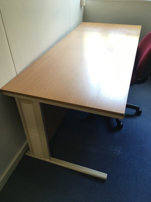 Office desk 160cm