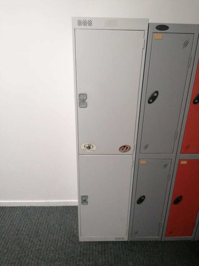 locker