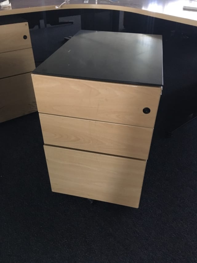 3 drawer under desk pedestal