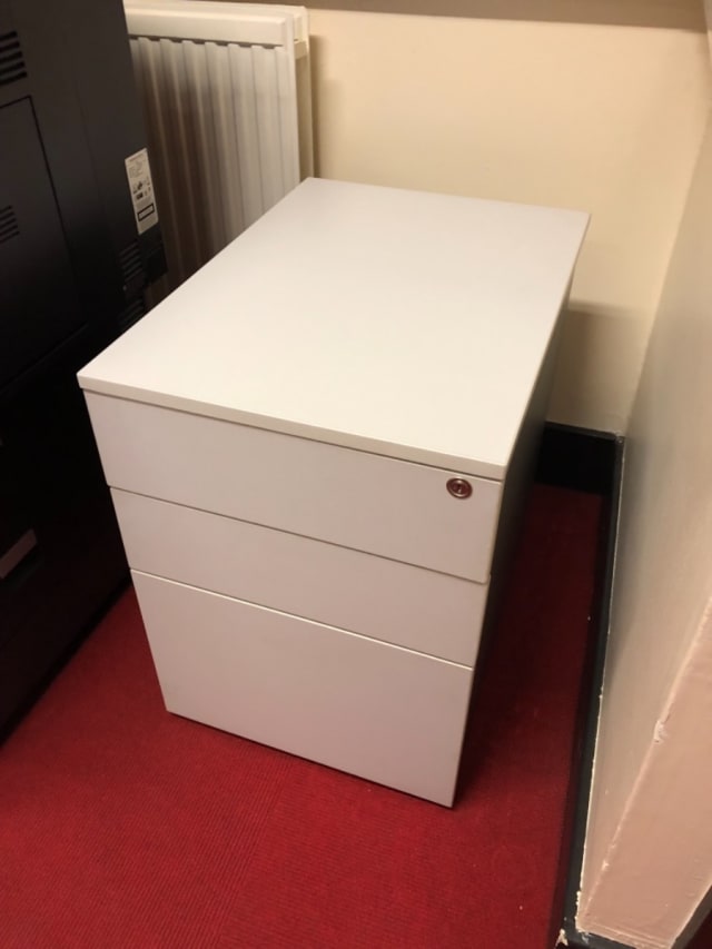 White three drawer pedestal