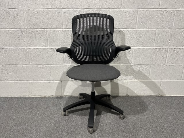 Knoll Generation grey office task chair