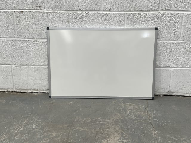 Rectangular whiteboard 