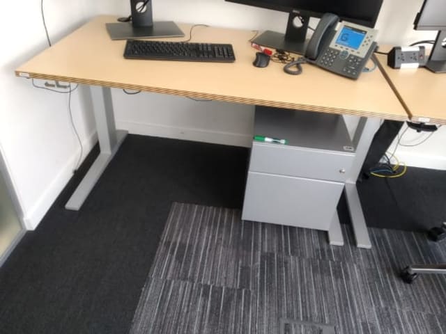 Bene Adjustable Height Desk, 150cm