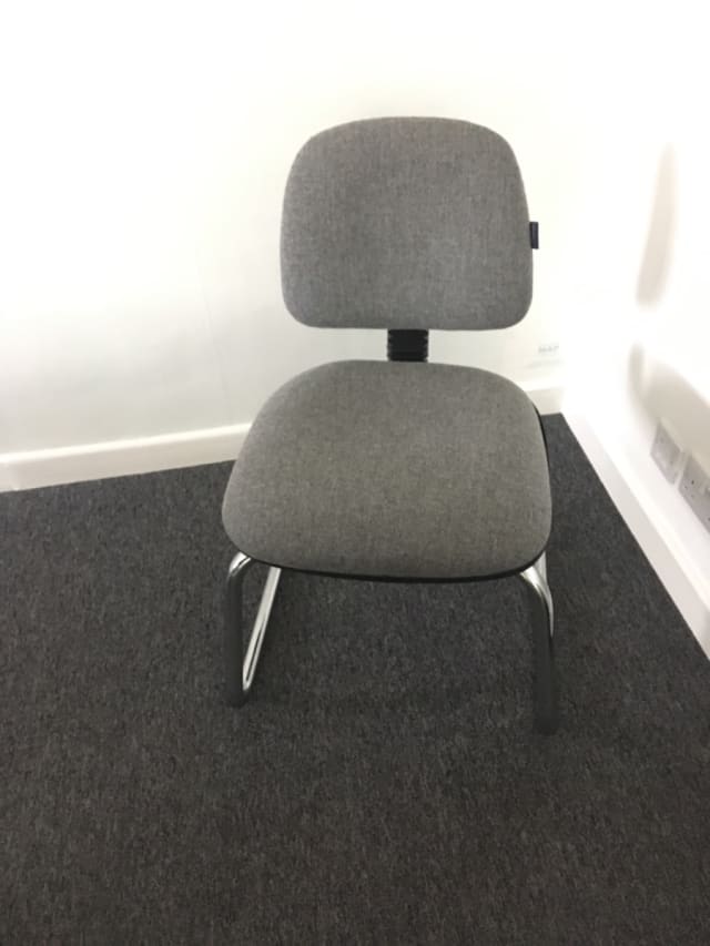 Meeting room chair