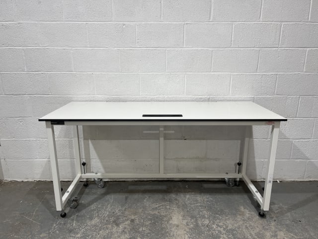 Marson lab bench narrow