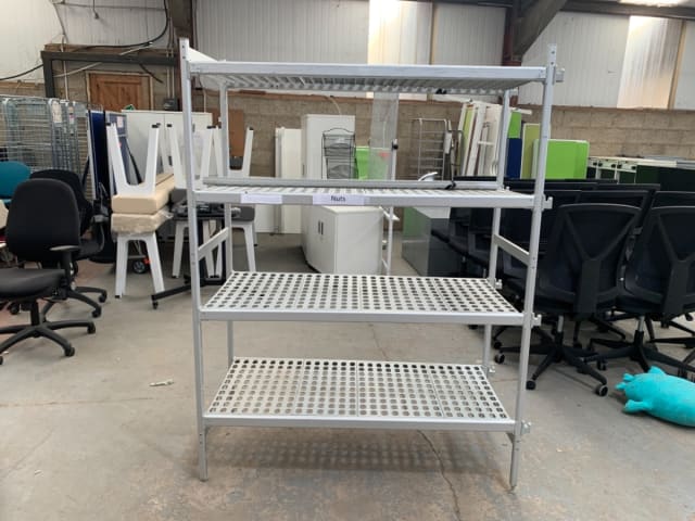 Aluminium catering shelving