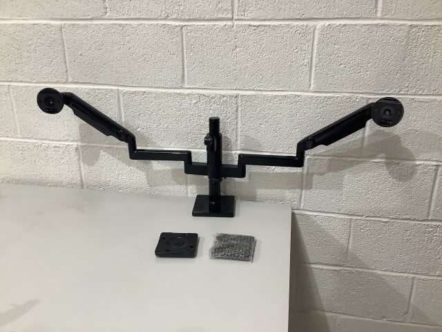 Humanscale dual wide monitor arm narrow clamp 