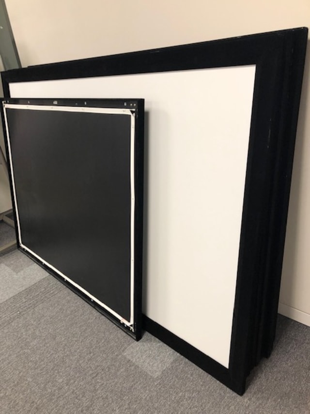 Small Projector Display Screen