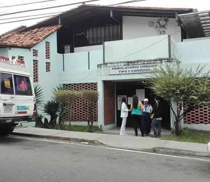 Entrada del Ambulatorio de Cordero