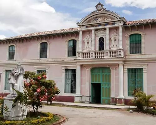 Edificio del Colegio Salesiano de Táriba