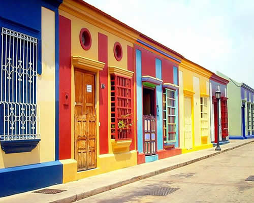 Fachadas de El Saladillo