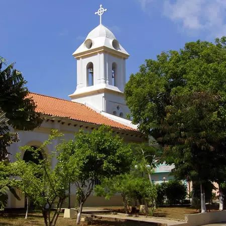 Plaza - Iglesia de Paraguachí
