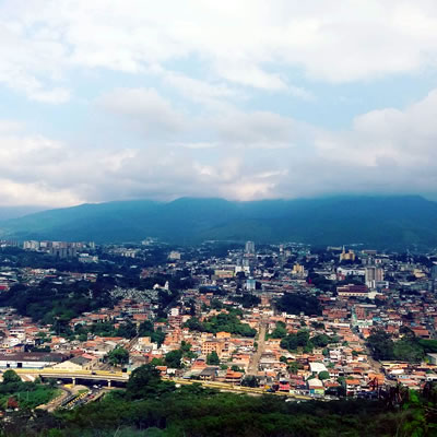 Panorámica de San Cristóbal desde la zona de El Mirador