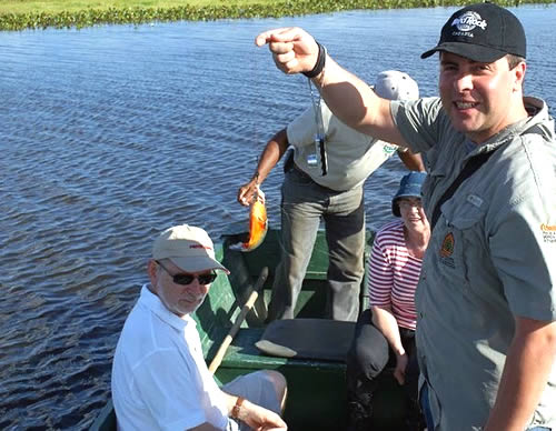 Así es la pesca de pirañas en el Hato El Cedral