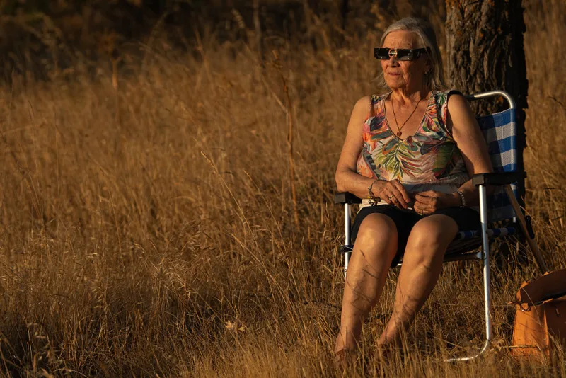 Why Can Warm Weather Be Dangerous for Older People? 🌡️