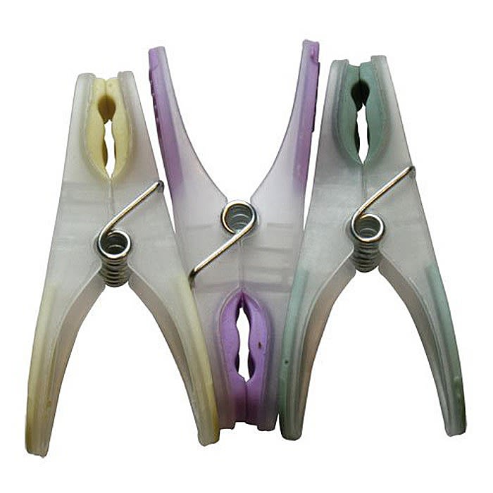 Soft Grip Plastic Clothes Pegs Pack of 24 Ray Grahams DIY Store