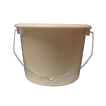 Mako Plastic Paint Kettle 2.5 Litre