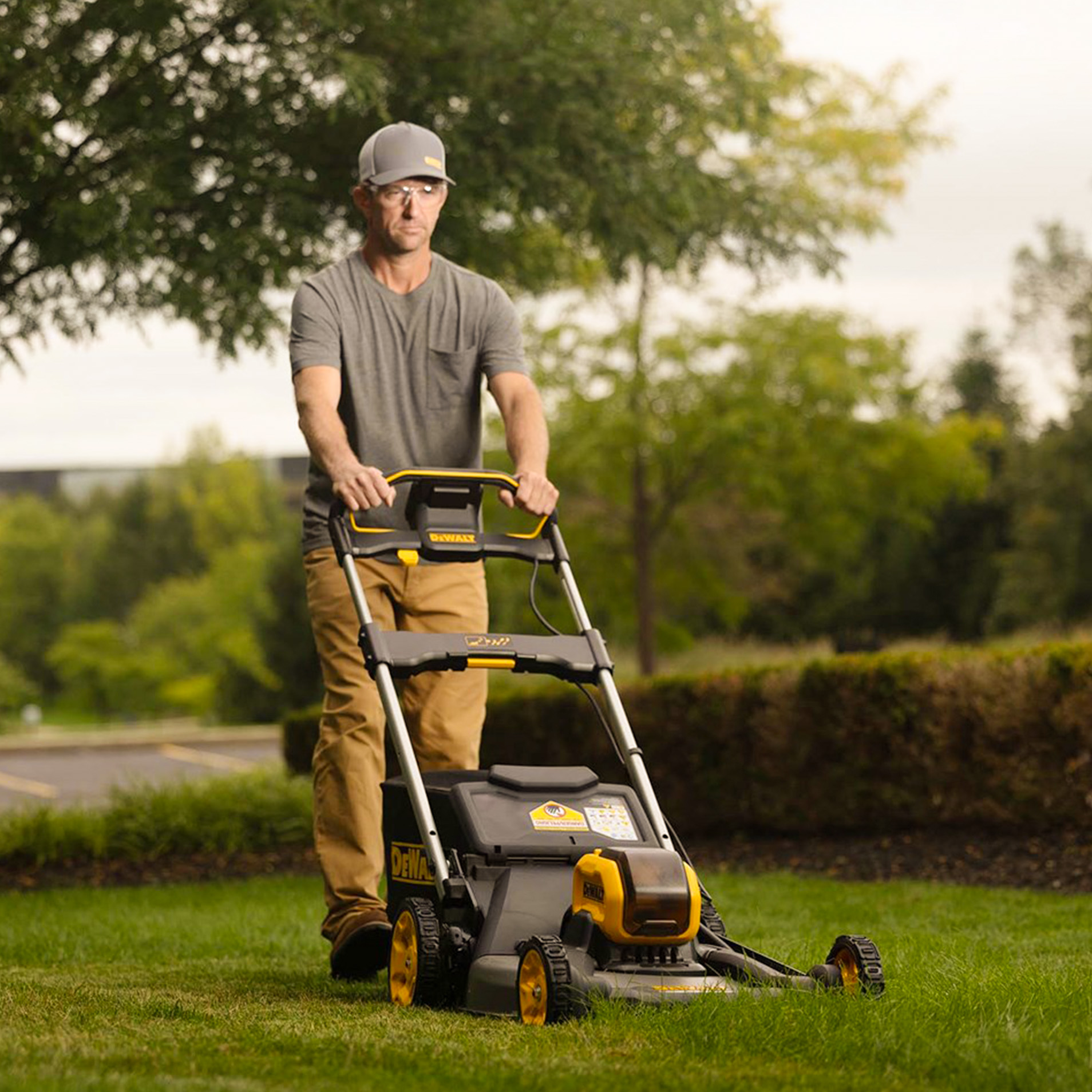 DeWalt DCMWP500 Lawn Mower