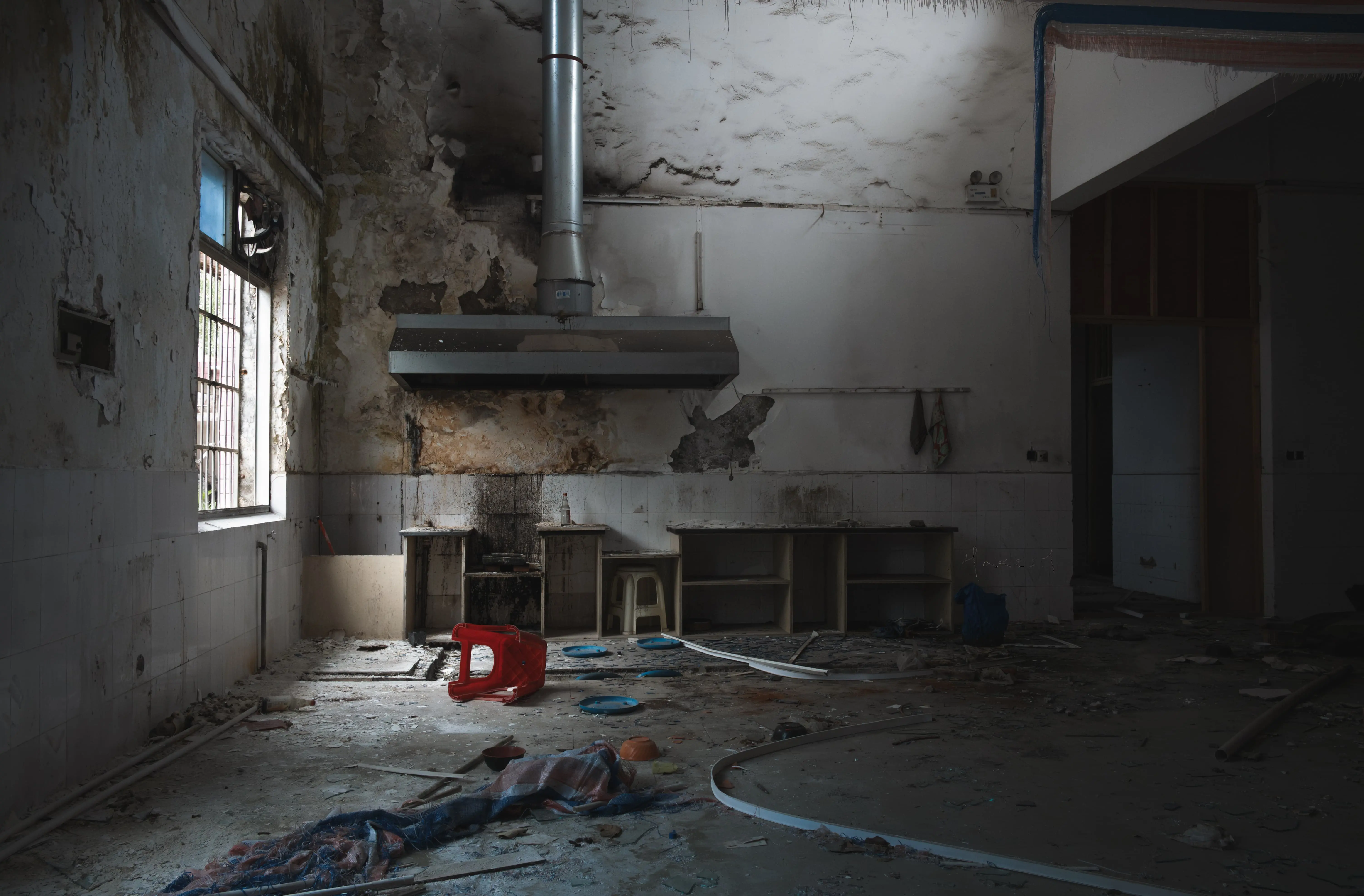 Ruins of HN P Art School — archive detail