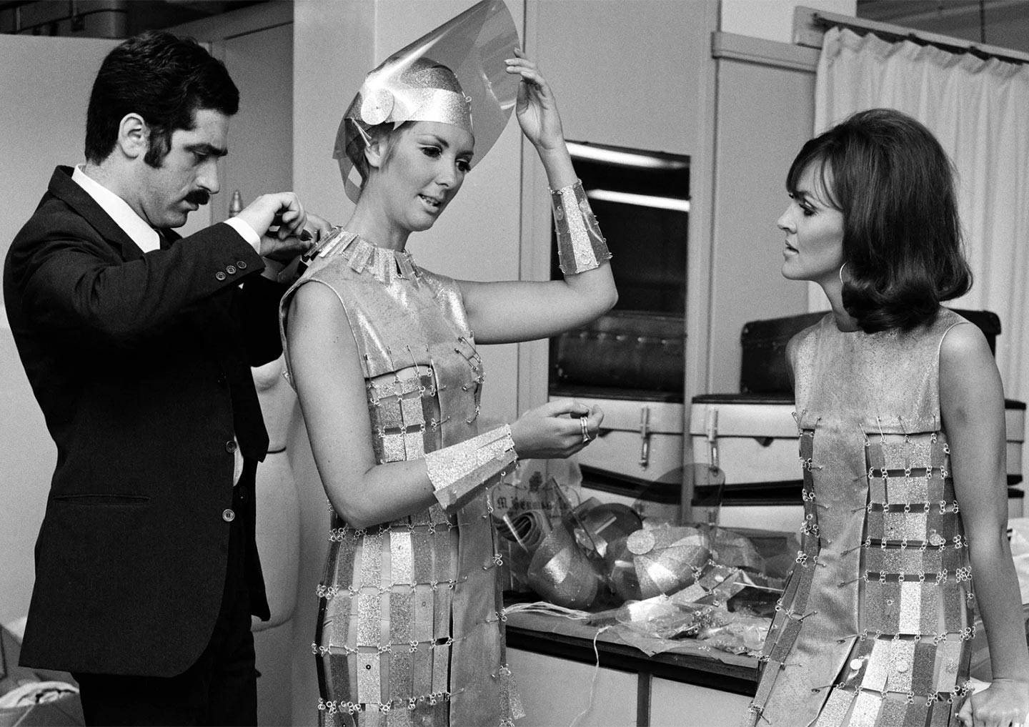 Paco Rabanne with models