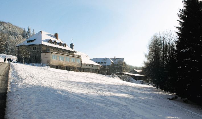 Schneeschuhweg 10 Neustadter Haus Rhonfuhrer De