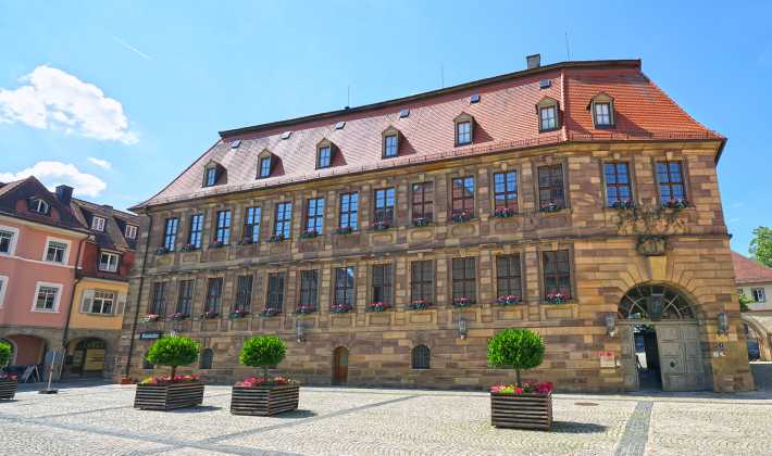 Das Rathaus Zu Bad Kissingen Rhonfuhrer De