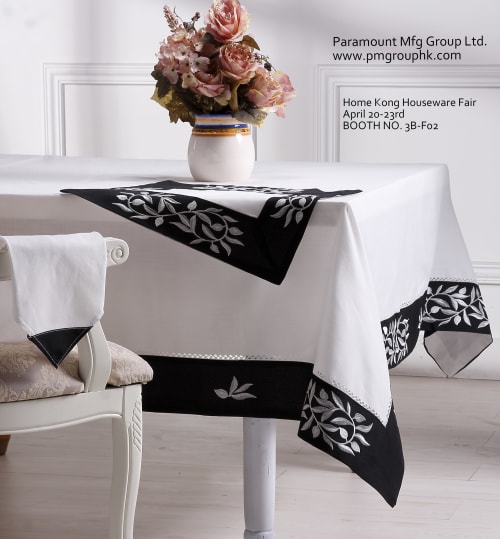 Wolves Of London Tablecloth
