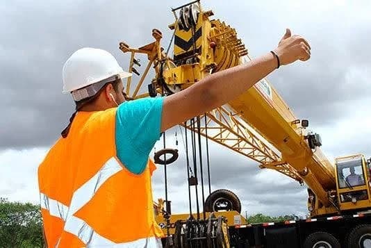 Padronização dos Sinais Manuais entre Rigger e Operador
