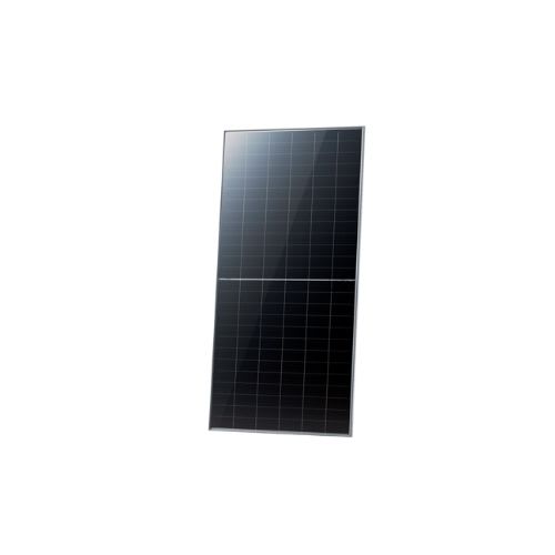 Jinko 715W solar panel